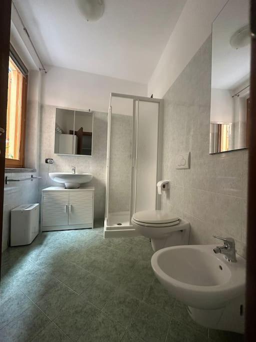Appartamento A Luino Cavallotti25 المظهر الخارجي الصورة